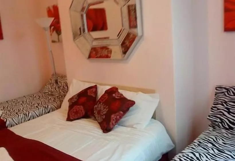 Hotel Priory Guest House