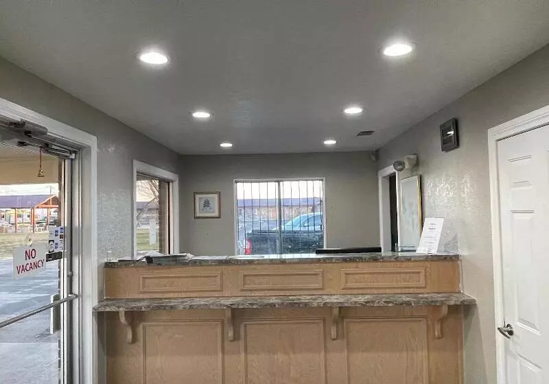 호텔 Regency Inn Hondo