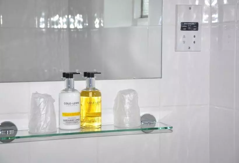 酒店 Nap Inn Savoro