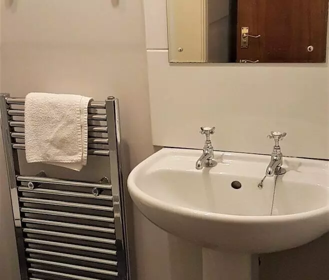 酒店 The Pelican Guesthouse