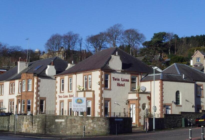 هتل Twin Lions