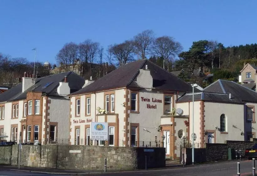 هتل Twin Lions