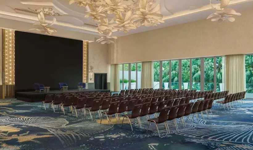 هتل W Singapore Sentosa Cove