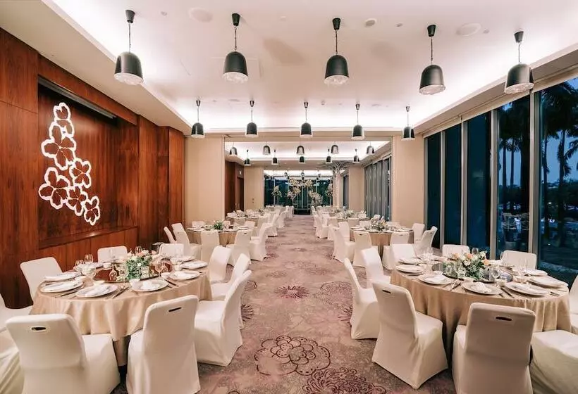 هتل W Singapore Sentosa Cove