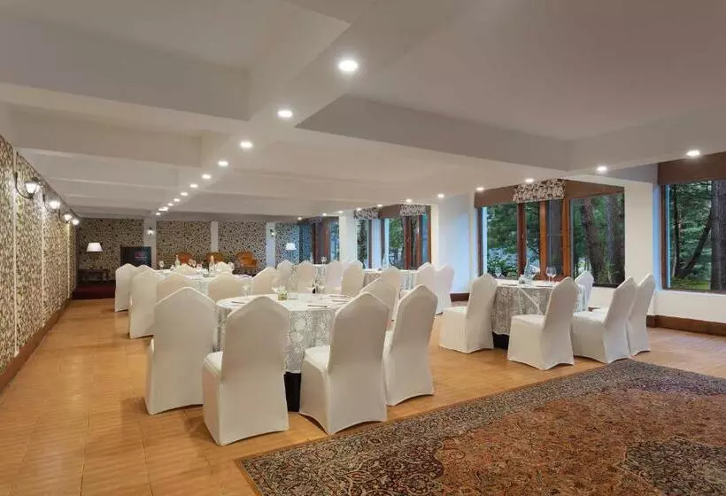 リゾートホテル Welcomhotel By Itc Hotels, Pine N Peak, Pahalgam