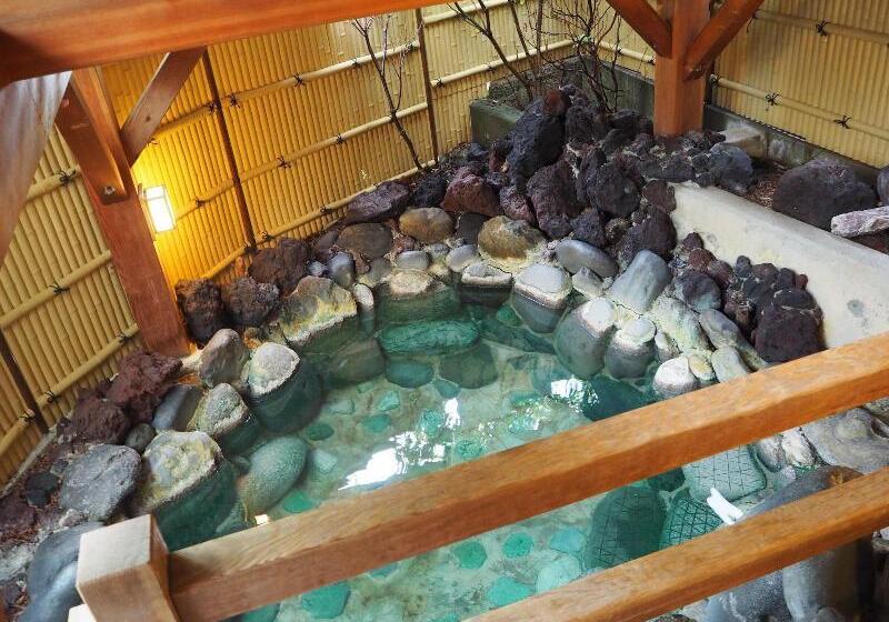 Рёкан Kusatsu Onsen Boun