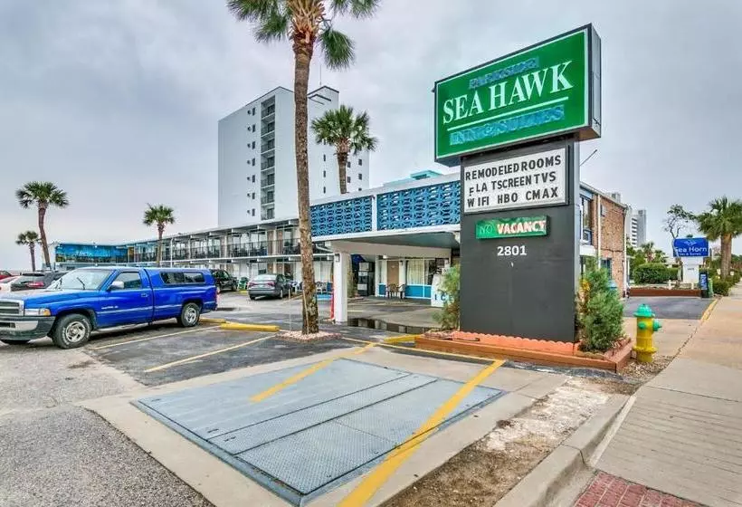 Sea Hawk Oceanfront Motel