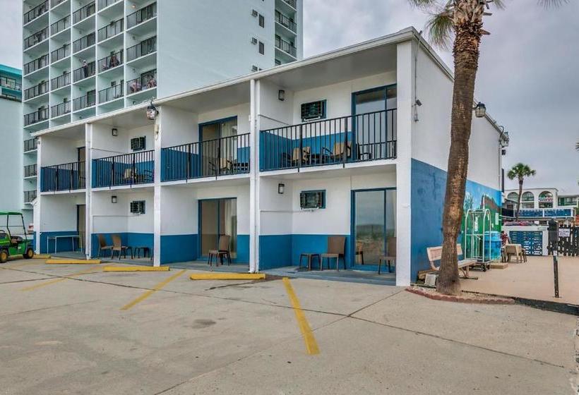 Sea Hawk Oceanfront Motel