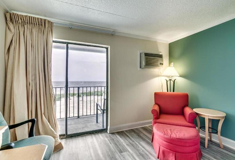 Sea Hawk Oceanfront Motel