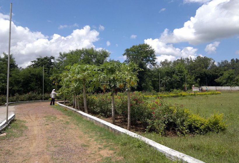 Shri Krishna Jungle Resort