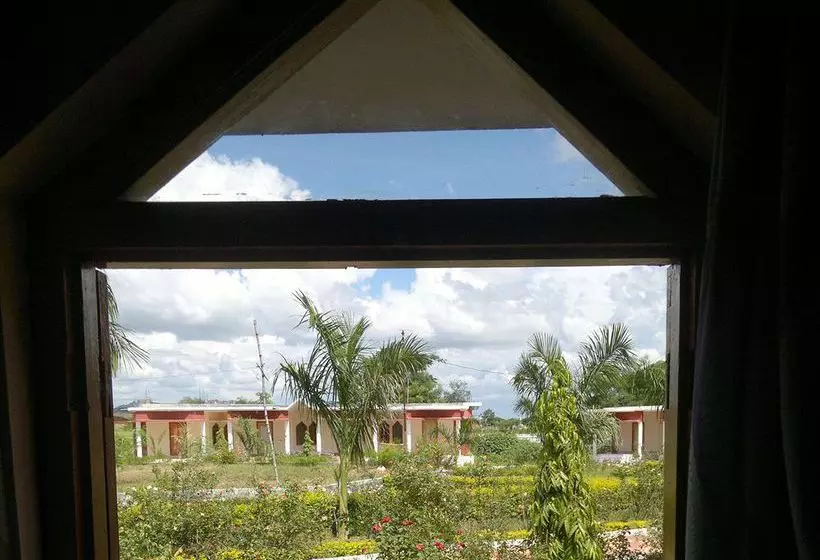 Shri Krishna Jungle Resort