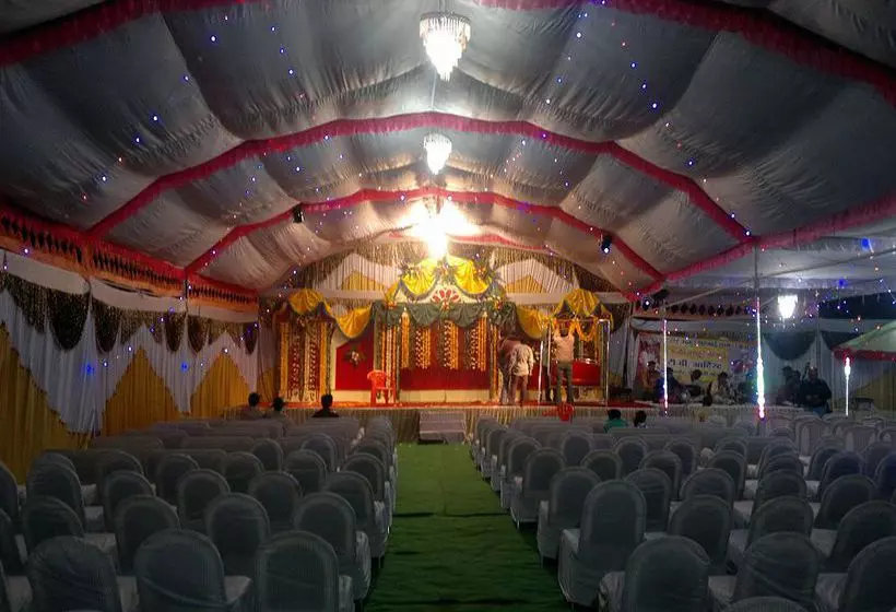 Shri Krishna Jungle Resort