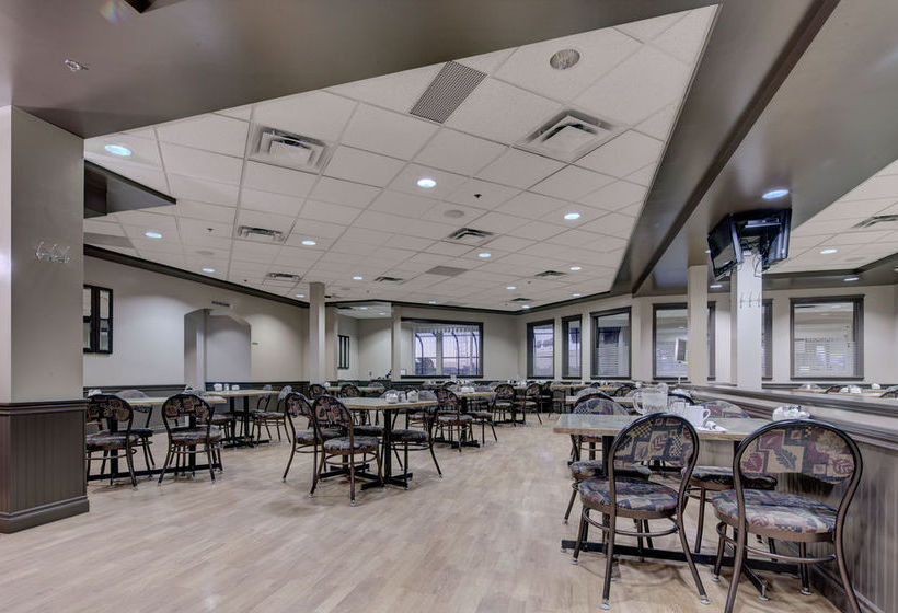 בית מלון כפרי Sands Inn & Suites