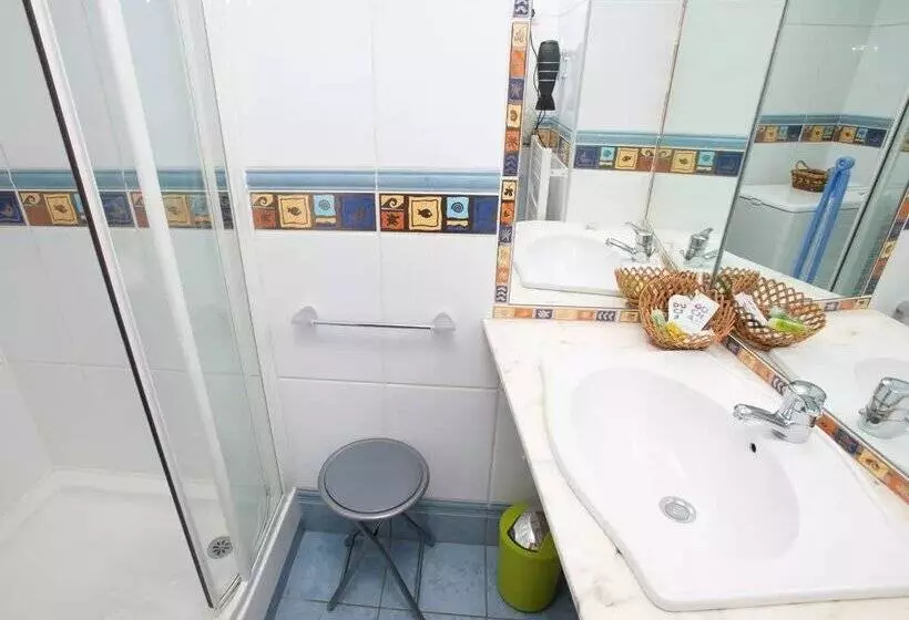 Apartamentos Pie de Pistas Pas de la Casa Mikka 3000