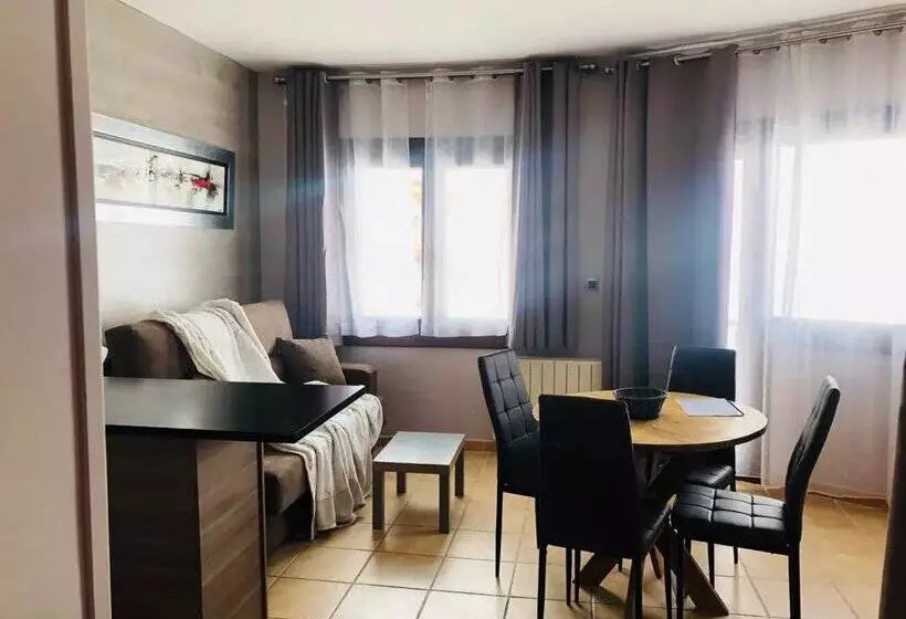 Apartamentos Pie de Pistas Pas de la Casa Mikka 3000