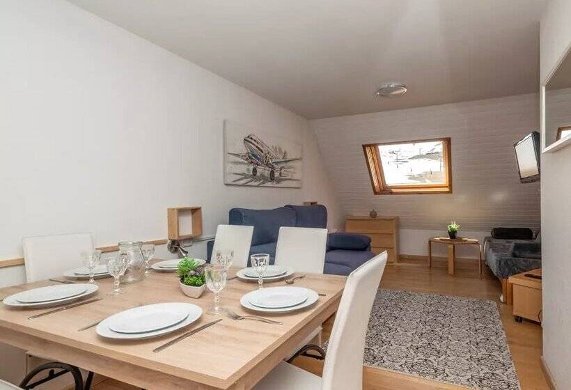 Apartamentos Pie de Pistas Pas de la Casa Mikka 3000