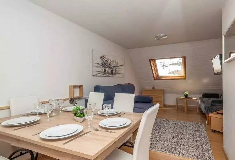 Apartamentos Pie de Pistas Pas de la Casa Mikka 3000