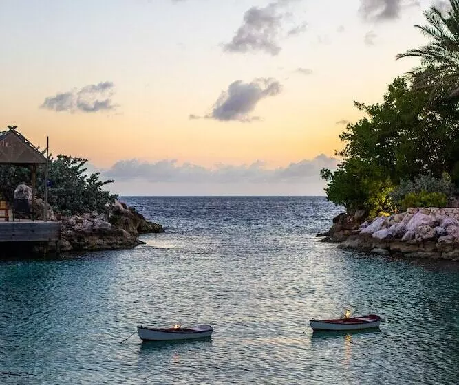 Baoase Luxury Resort