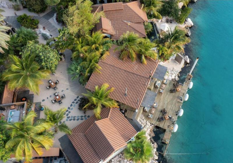 Baoase Luxury Resort