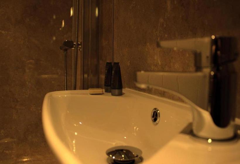 Nocleg ze śniadaniem Phoenix Guest House