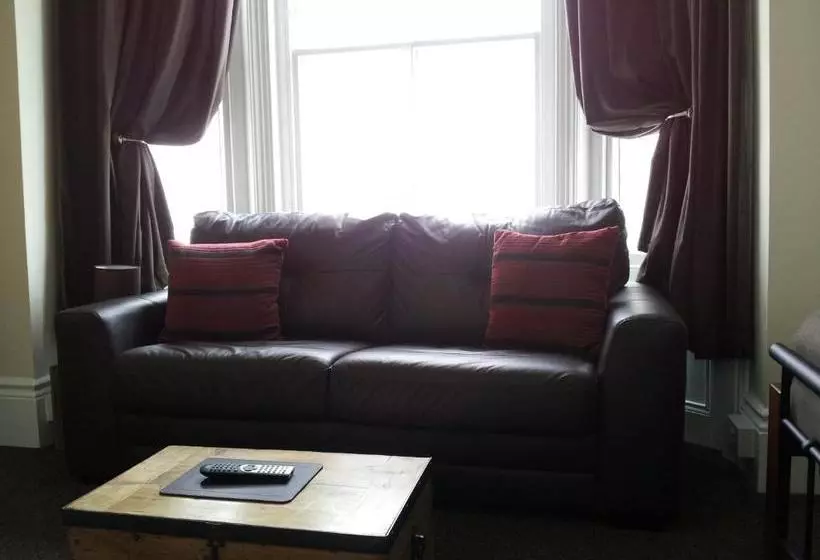 민박 Phoenix Guest House