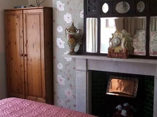 Отель Airedale Guest House