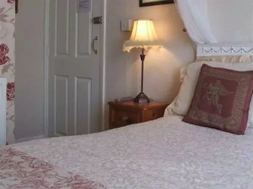 Отель Airedale Guest House