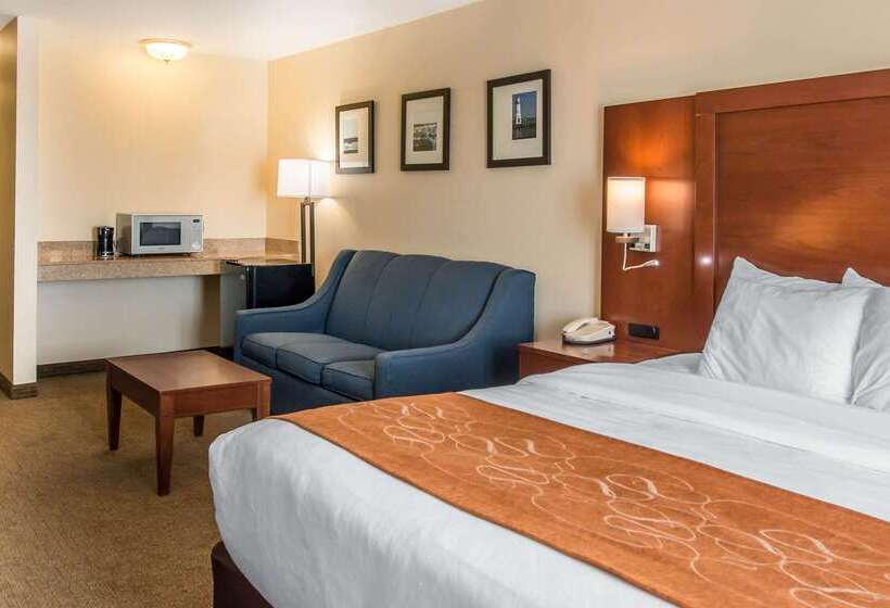 فندق Comfort Suites