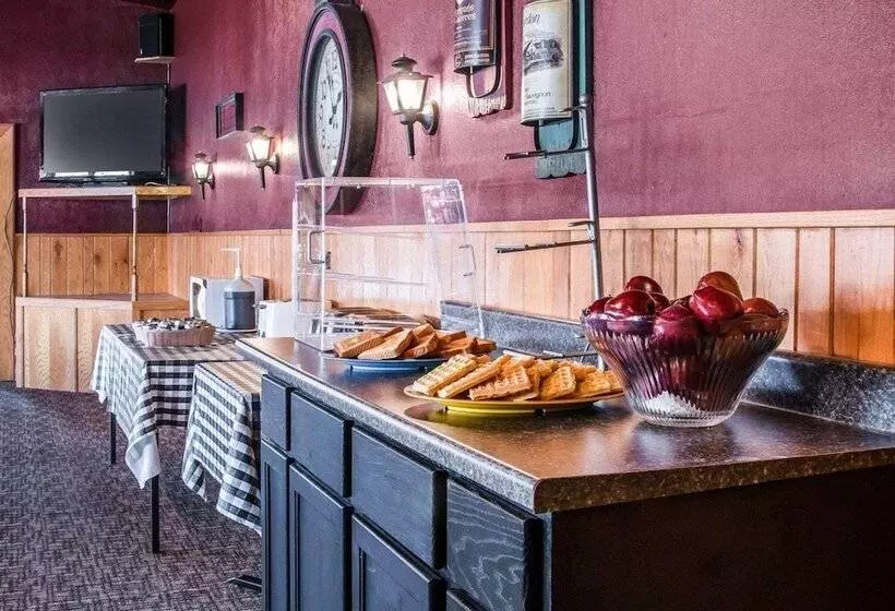 ホテル Quality Inn & Suites Munising