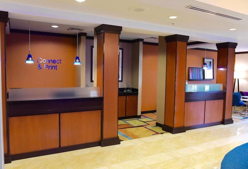 Otel Fairfield Inn & Suites By Marriott Weirton