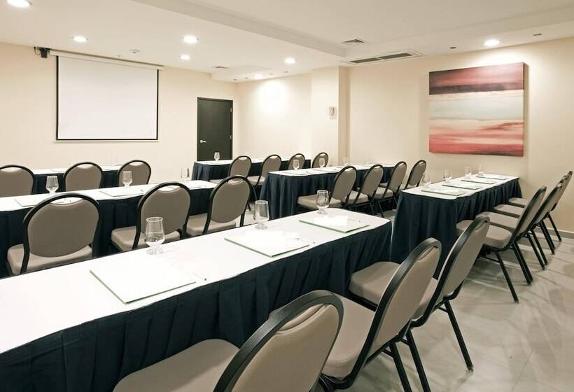 Отель Hípico Inn