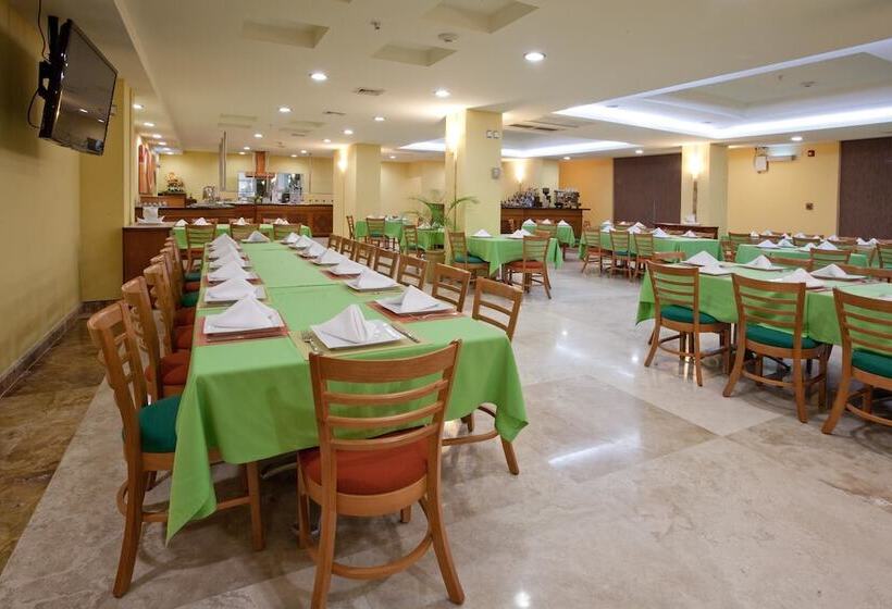 Отель Hípico Inn