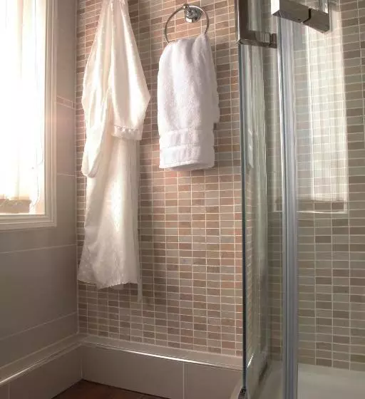 فندق Langdale House