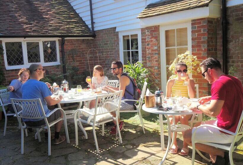 ホテル Little Dane Court