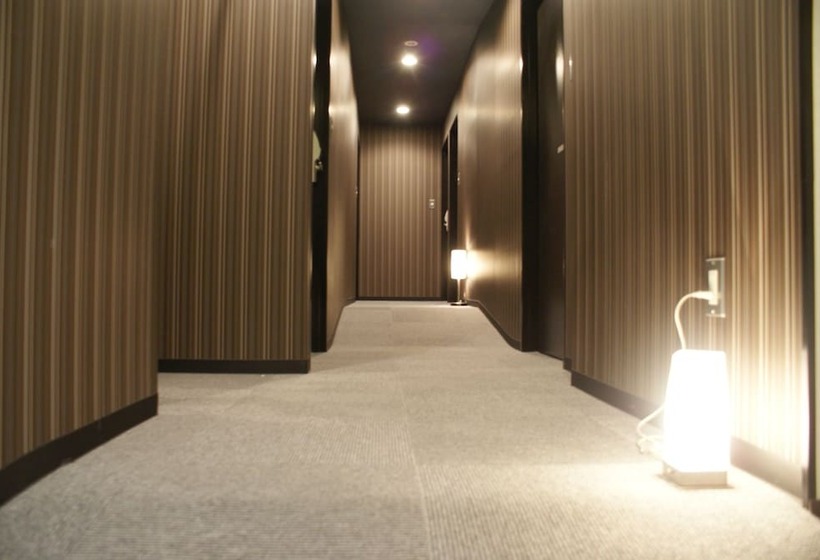 فندق Livemax Budget Shinosaka