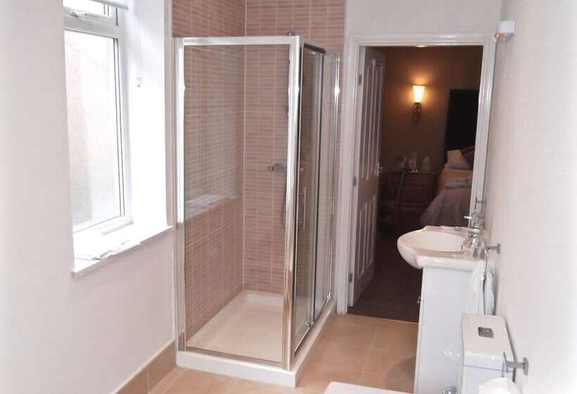 בית מלון כפרי Pelham Lodge