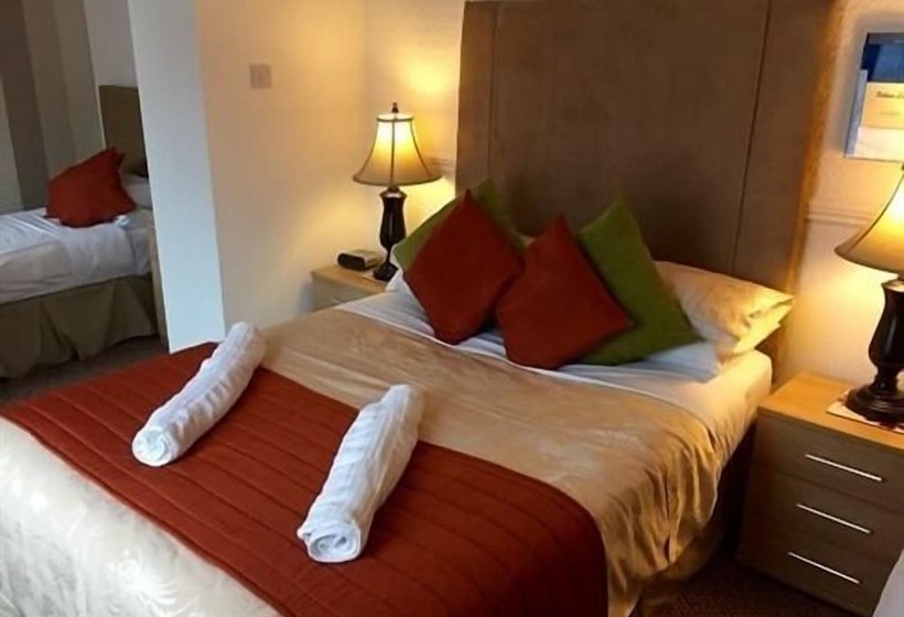 בית מלון כפרי Pelham Lodge