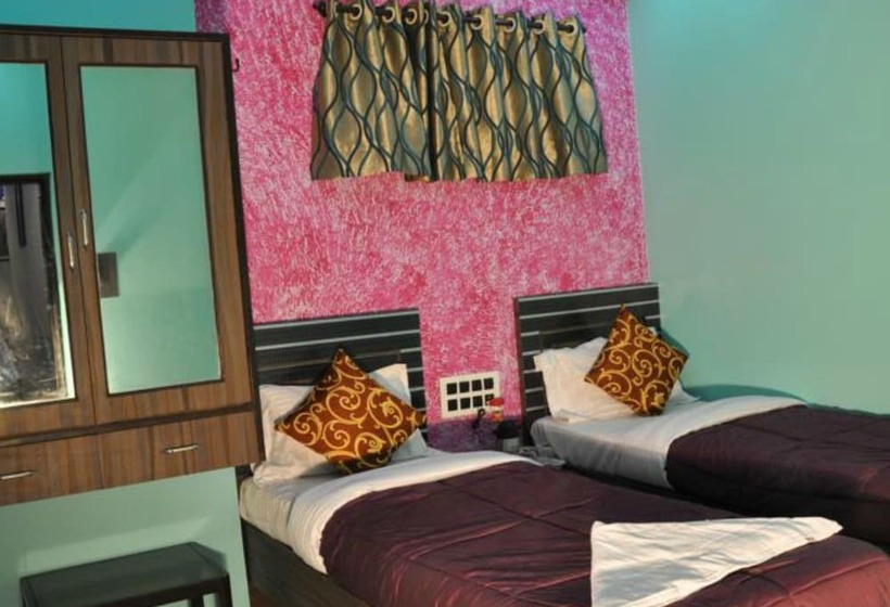 Отель Planet Plaza