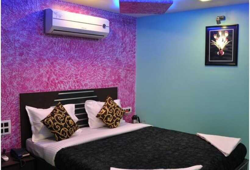 Отель Planet Plaza