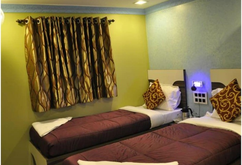 Отель Planet Plaza