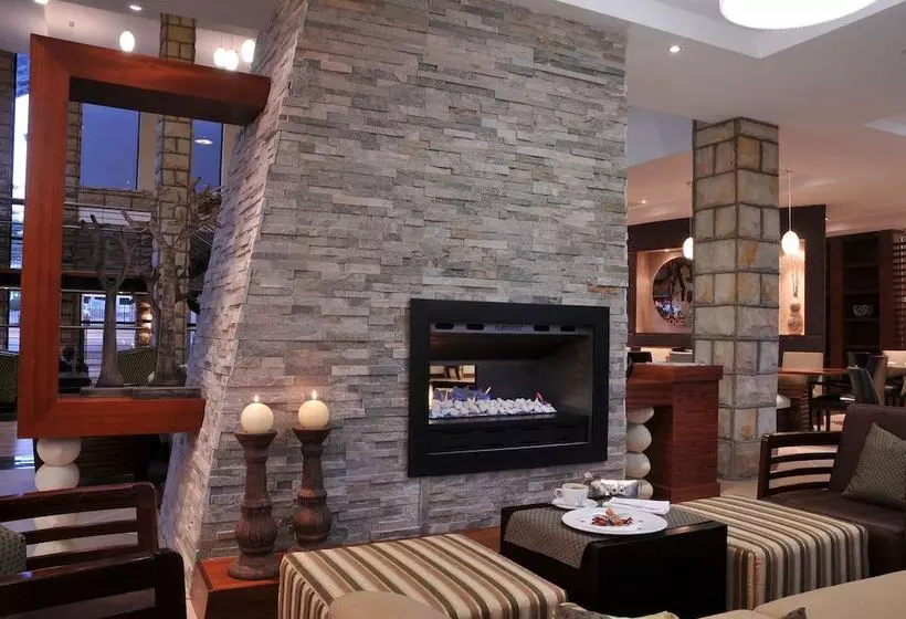 Protea Hotel By Marriott Clarens