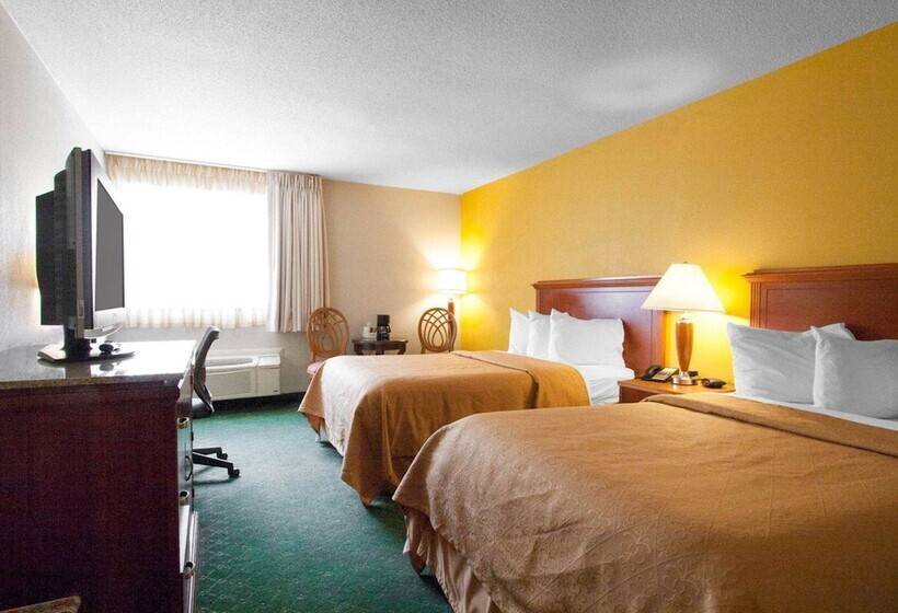 בית מלון כפרי Quality Inn Cairo I57