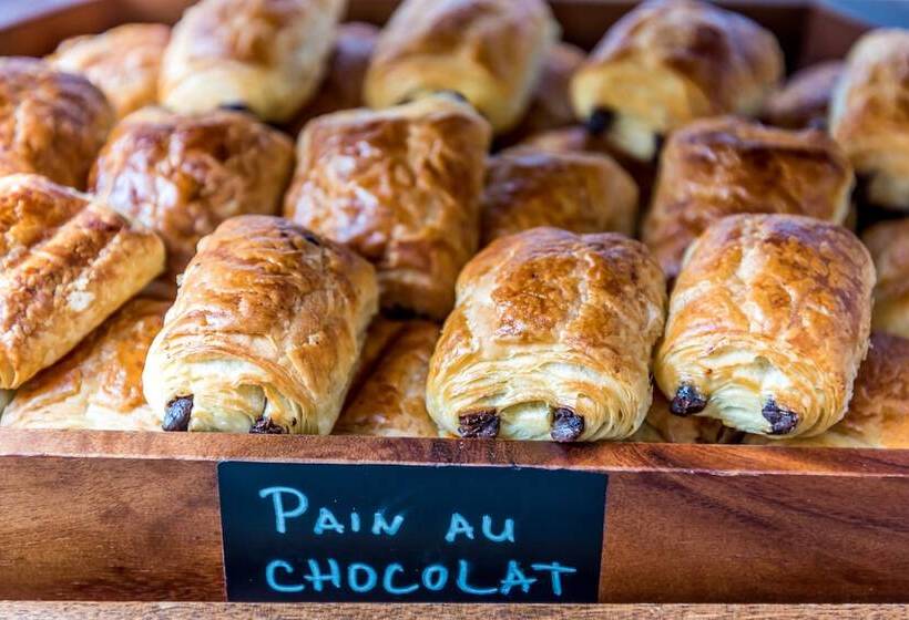 בית מלון כפרי Queens Drive At Finsbury Park