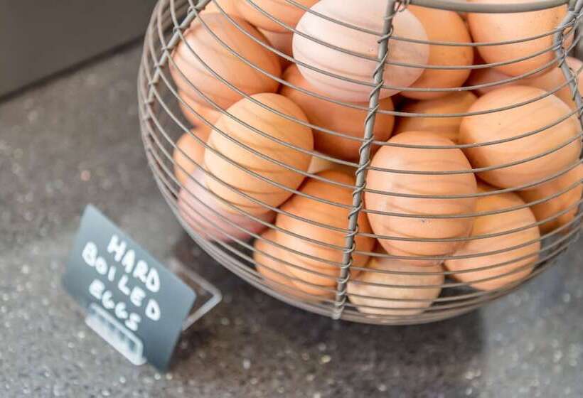 בית מלון כפרי Queens Drive At Finsbury Park