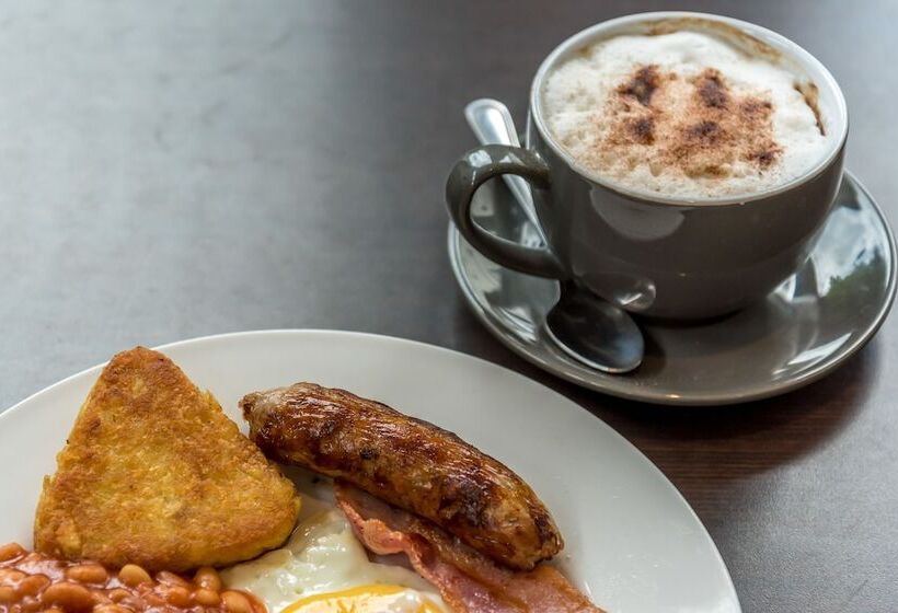 בית מלון כפרי Queens Drive At Finsbury Park