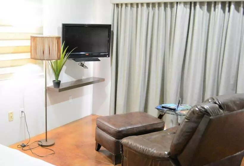 בית מלון כפרי San Angel Suites