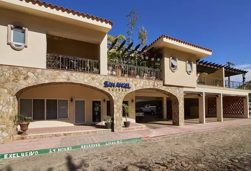 בית מלון כפרי San Angel Suites