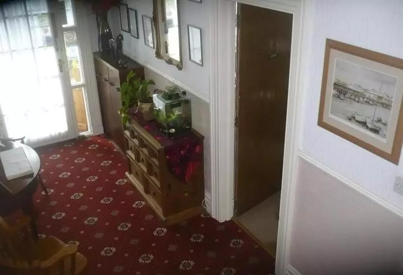 酒店 The Broadfield