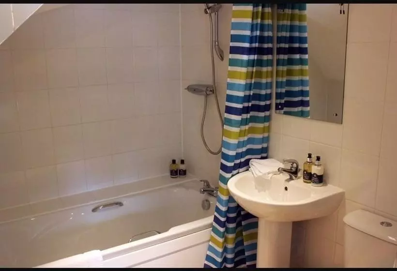 ホテル The Roebuck Inn