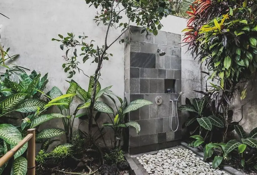 Luwak Ubud Villa & Jungle Suite